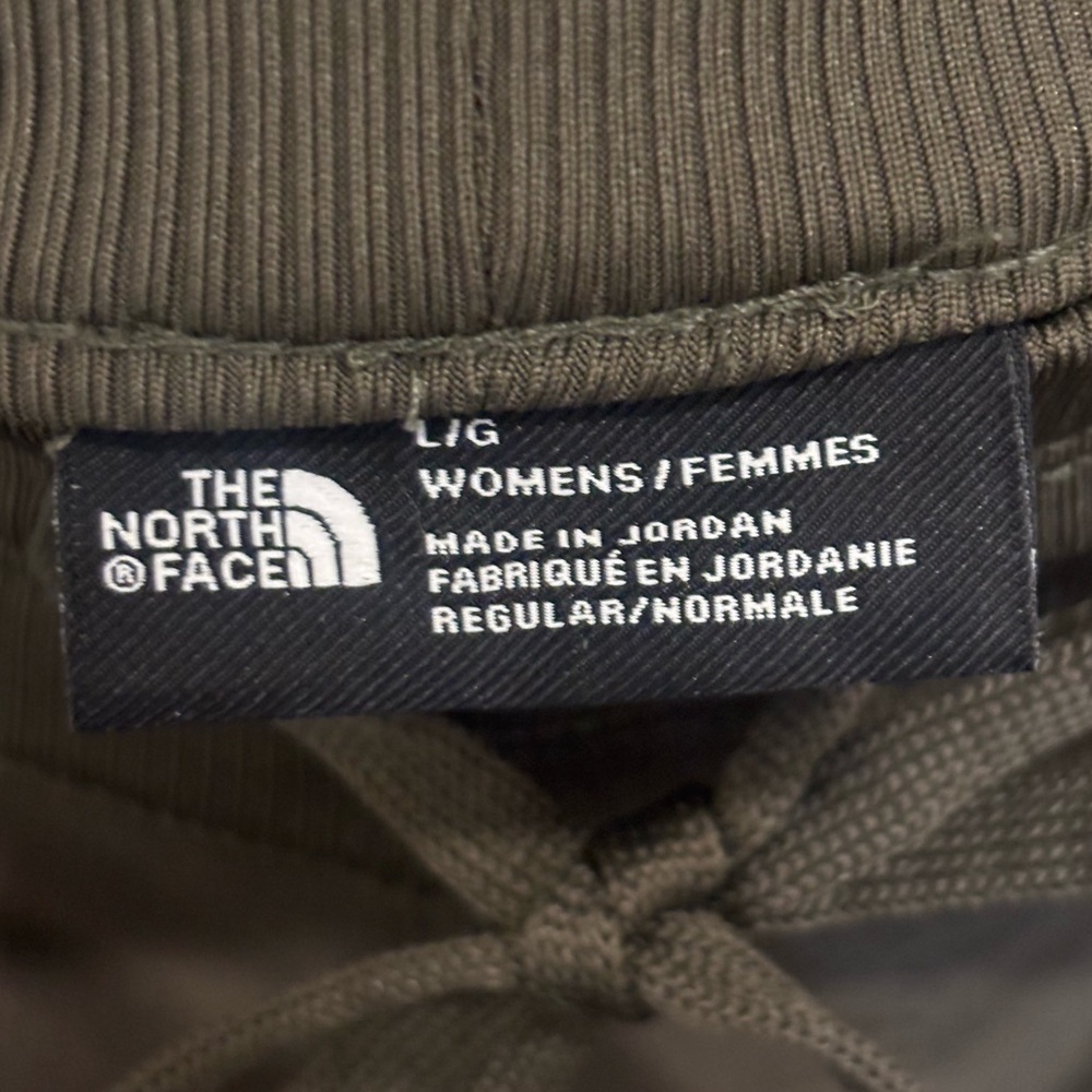 The North Face Women’s Joggers Olive Activewear Pants Lightweight Stretch - Picture 8 of 8